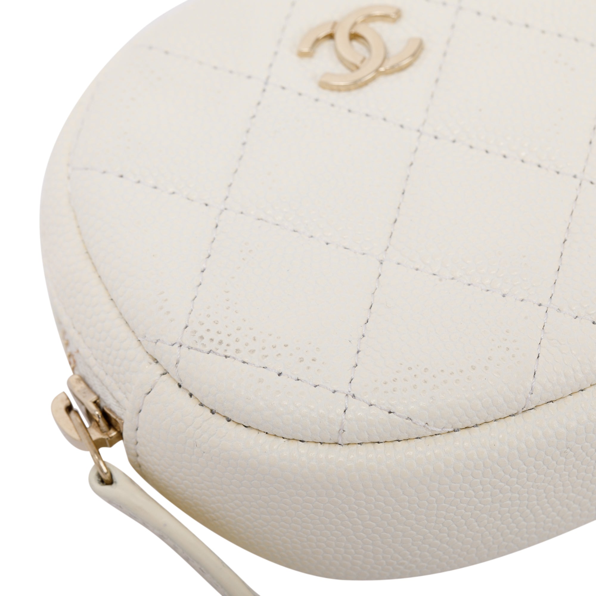At Auction: A Chanel Zippered Card/Coin Purse w/ Authenticity