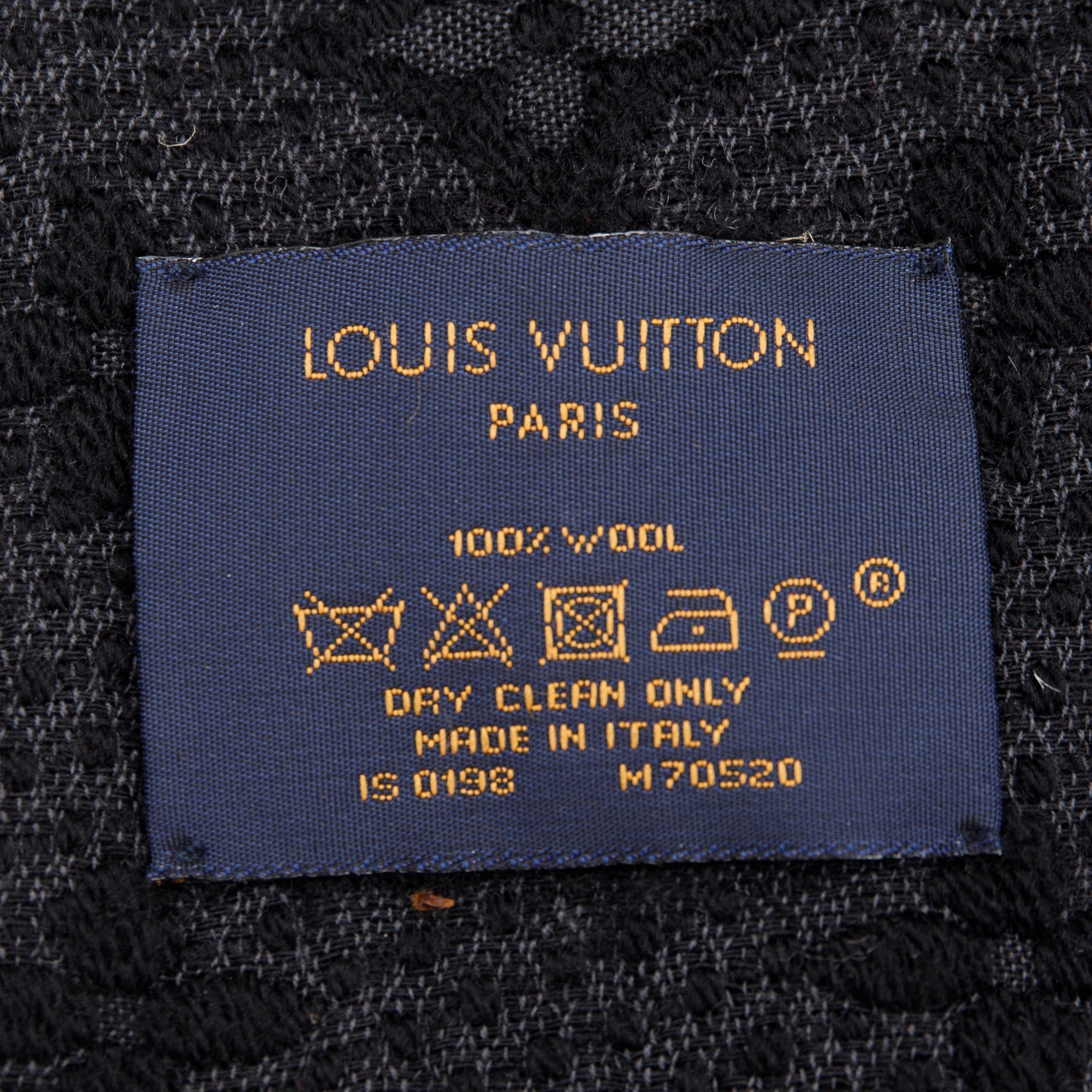 Louis Vuitton Monogram Monogram Classic Scarf, Black