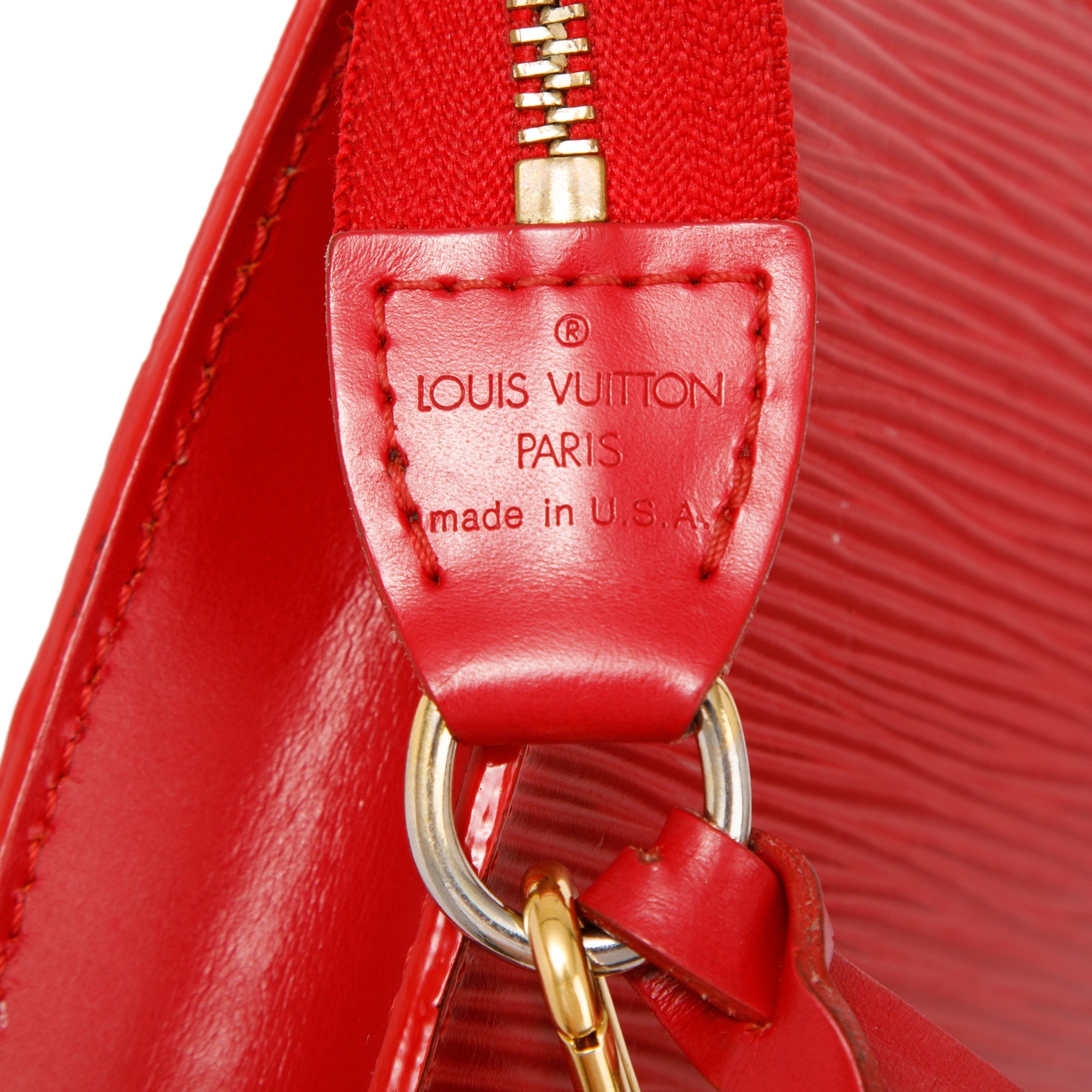 Louis Vuitton EPI Pochette Accessoires 24