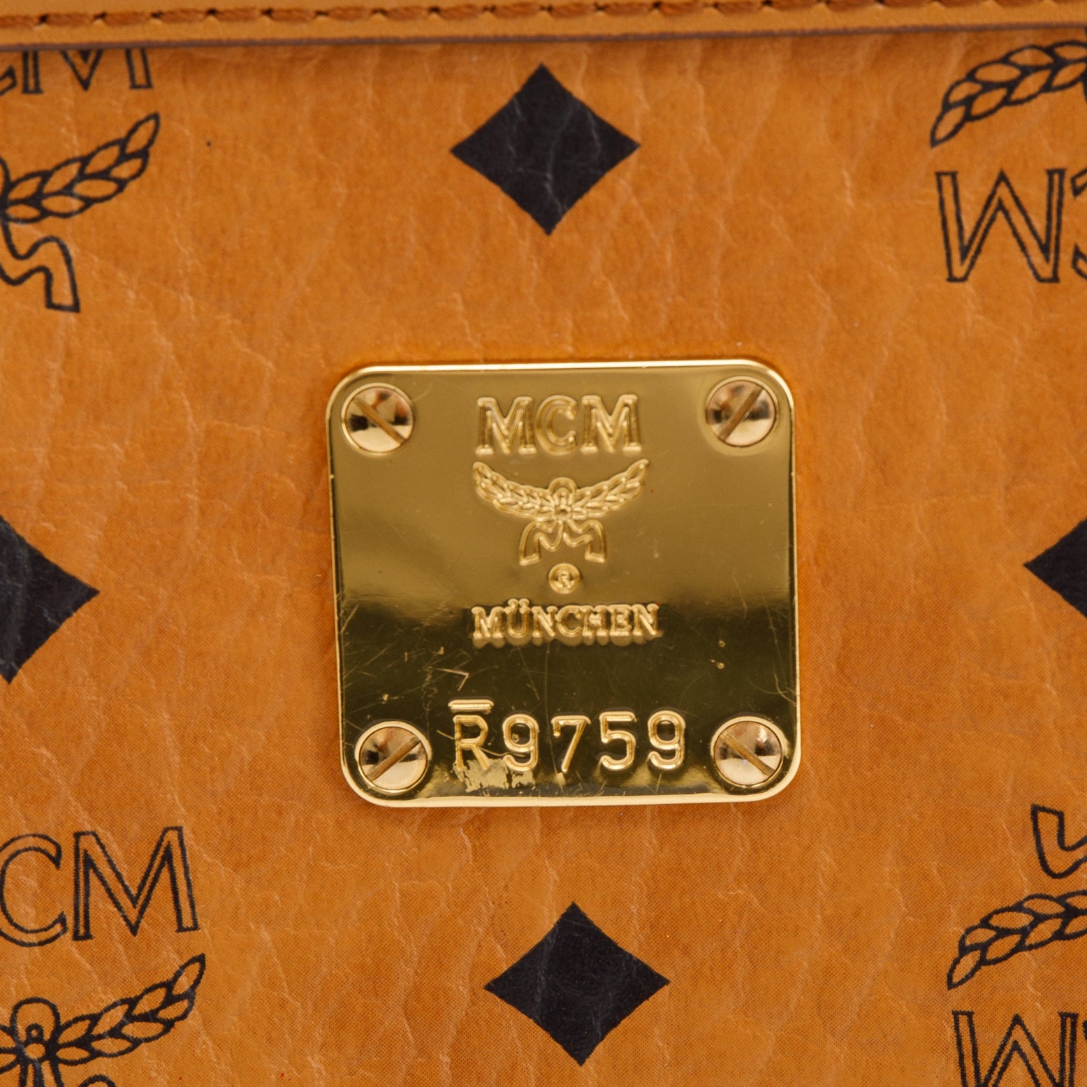 MCM Visetos Zip Pouch — Oliver Jewellery