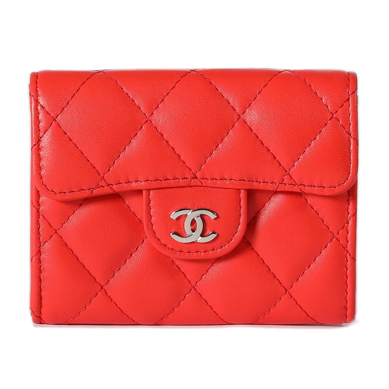 Chanel Lambskin Classic Card Holder — Oliver Jewellery