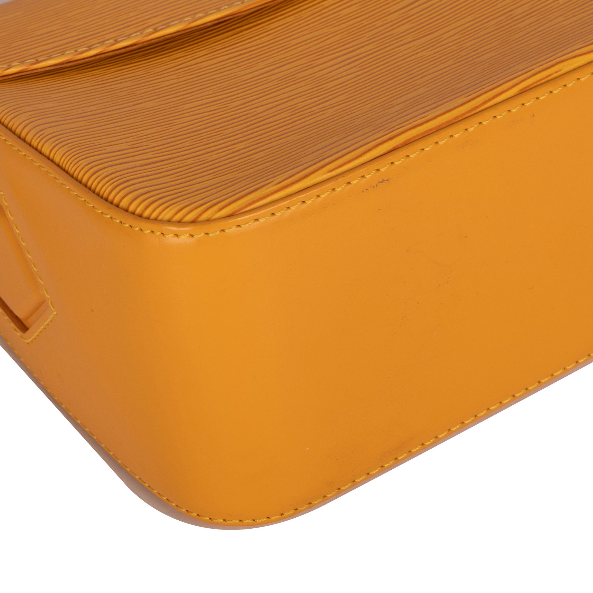 Buci Bag - Luxury Epi Leather Brown