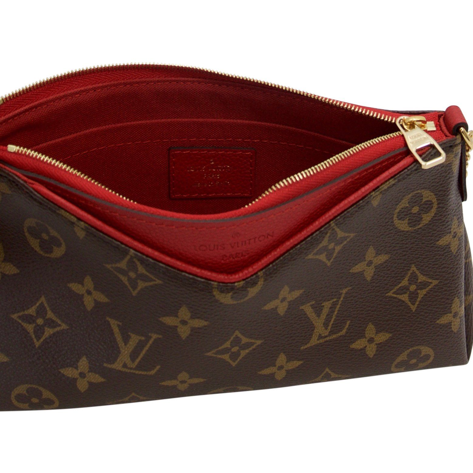 Louis Vuitton, Monogram Pallas Clutch