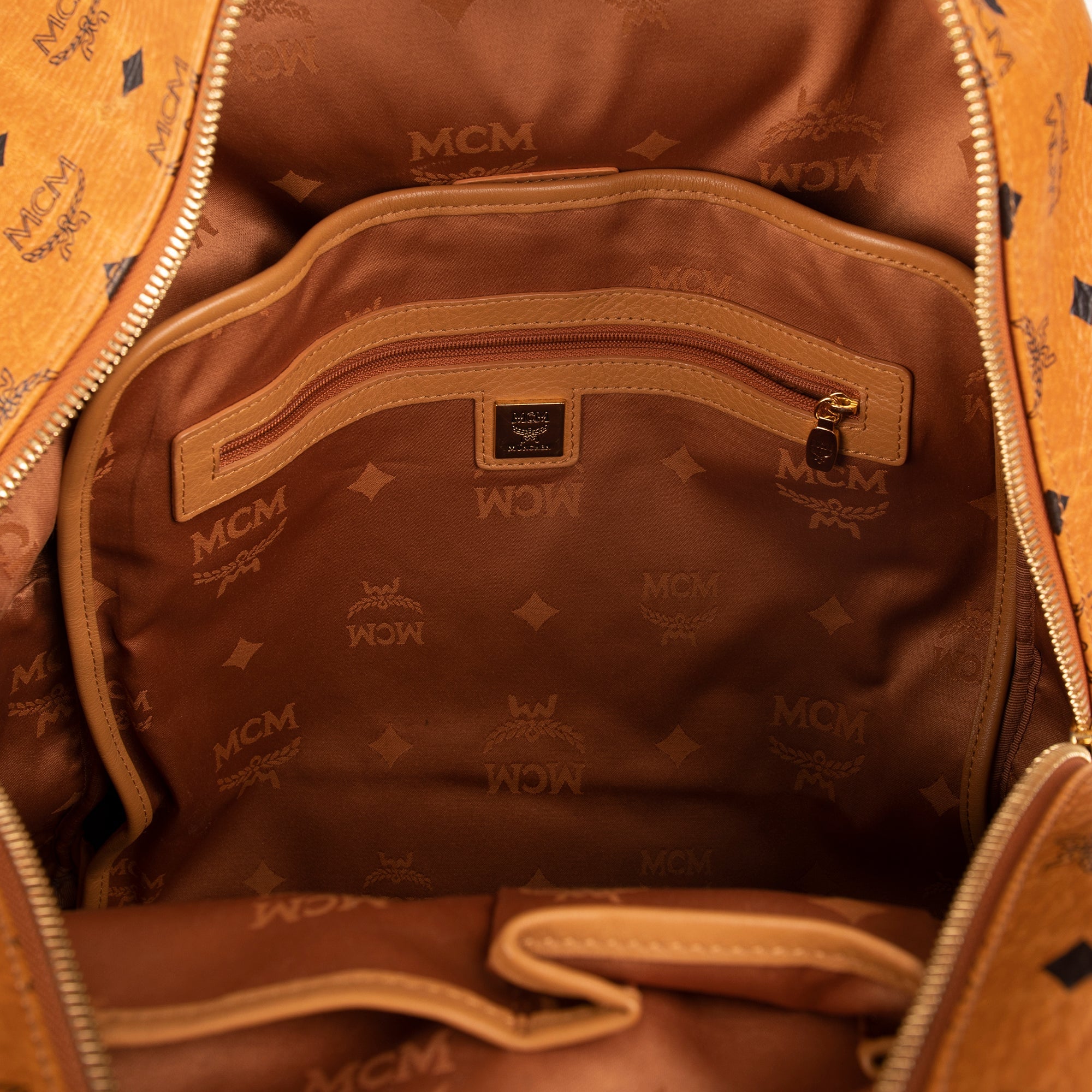 Mcm classic online backpack