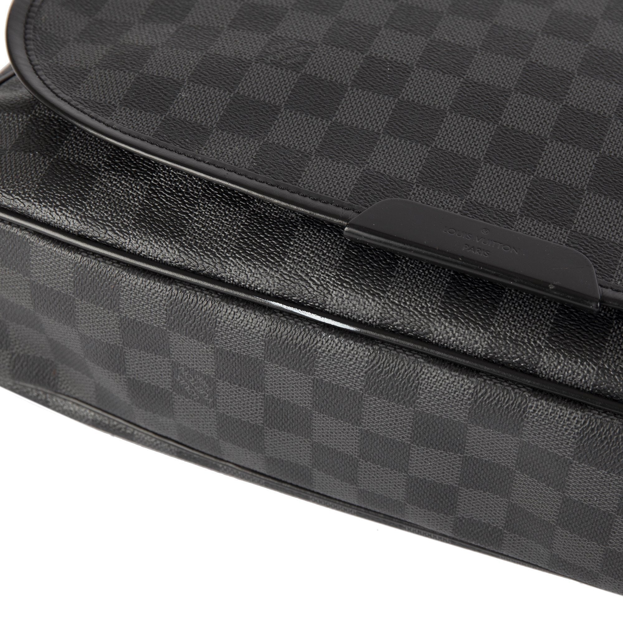 Louis Vuitton Messenger District 871982 Damier Graphite Gm Daniel